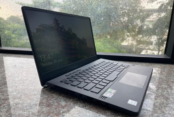 ASUS ROG Zephyrus G14 よろしかっ GA401QE