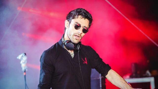 DJ KSHMR yang memiliki nama asli Niles Hollowell-Dhar ini adalah ...